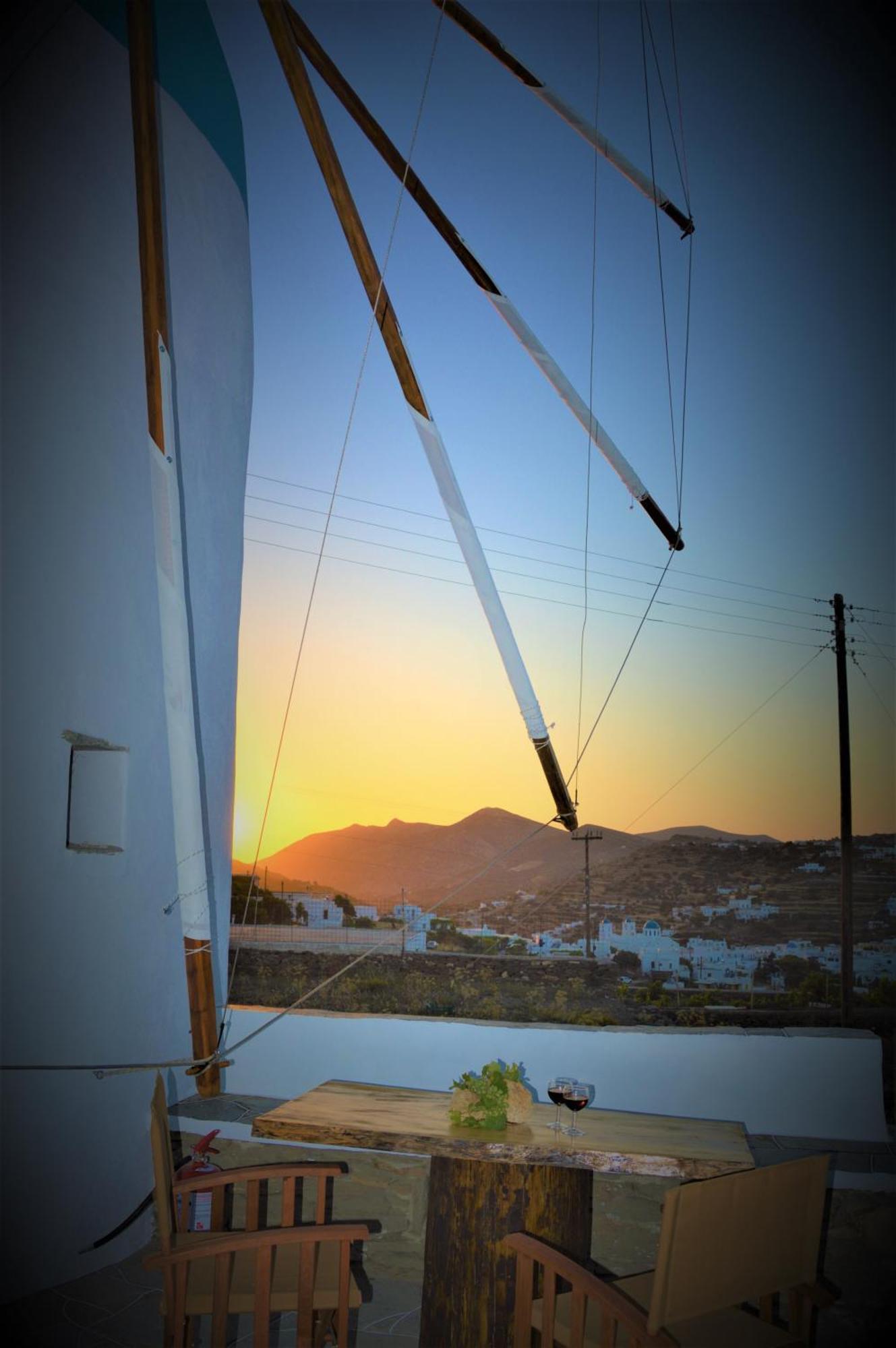 Windmill Arades Suite Apollonía Habitación foto