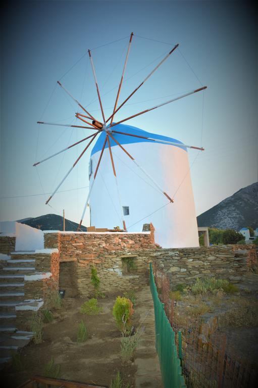 Windmill Arades Suite Apollonía Exterior foto