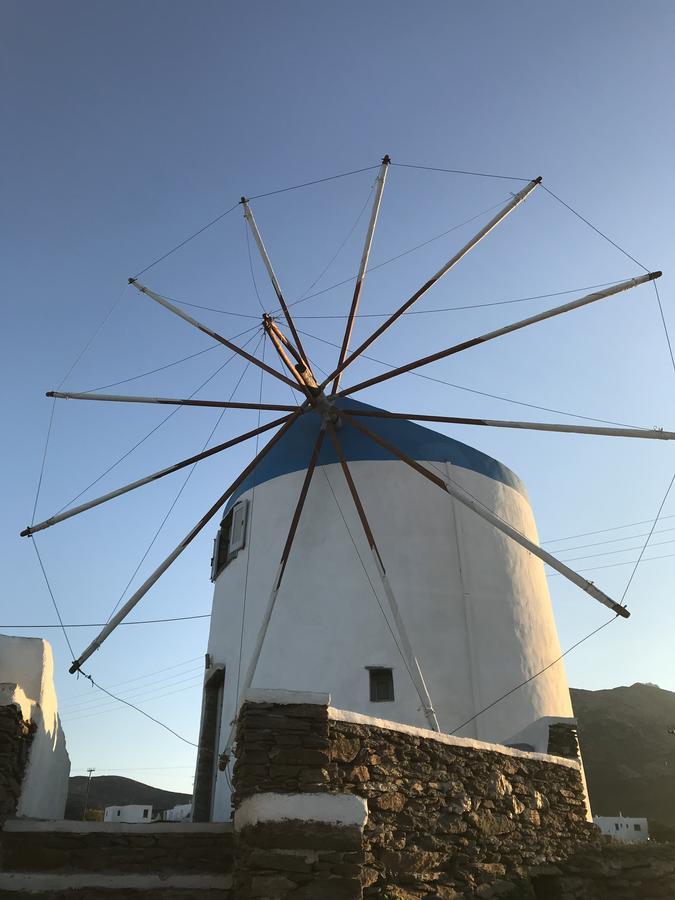Windmill Arades Suite Apollonía Exterior foto